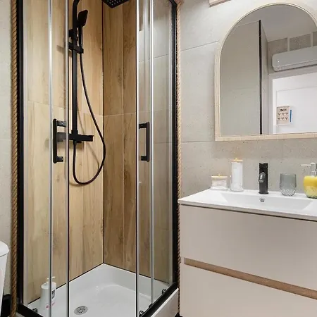 La Perle Clim Balcon Parking Prive Appartement Agde